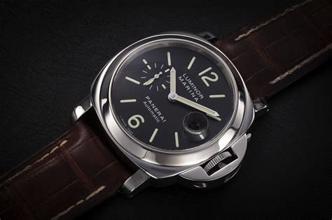 panerai luminor case numbers